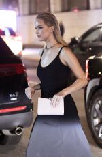 JENNIFER LAWRENCE Leaves Her Apartment in New York 09/28/2018
