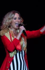 JENNIFER NETTLES Performs at Prudential Center in Newark 09/08/2018