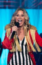 JENNIFER NETTLES Performs at Prudential Center in Newark 09/08/2018