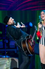 JENNIFER NETTLES Performs at Prudential Center in Newark 09/08/2018
