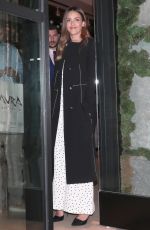 JESSICA ALBA at Avra Restaurant in Beverly Hills 09/18/2018