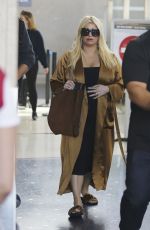 JESSICA SIMPSON at Los Angeles International Airport 09/21/2018