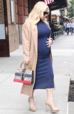 JESSICA SIMPSON Out and About in New York 09/20/2018