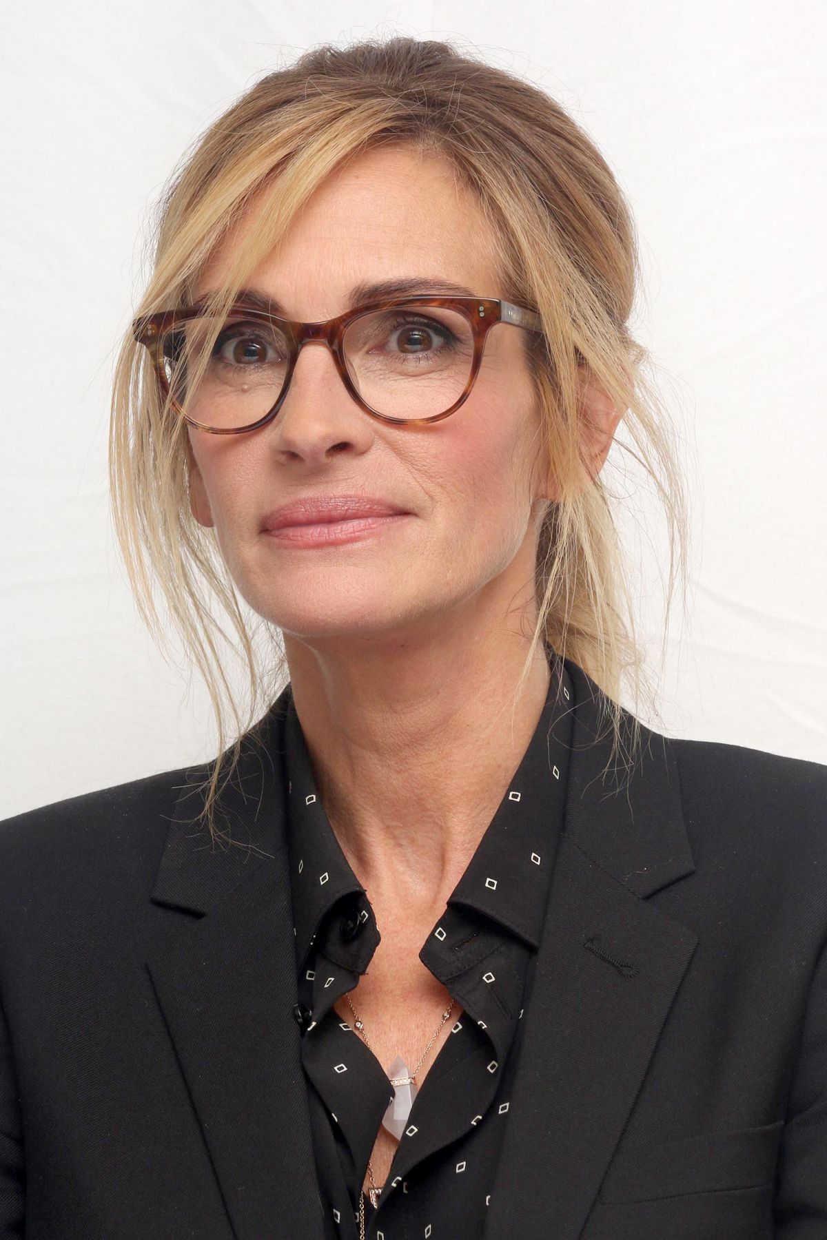 JULIA ROBERTS at Ben is Back Press Conference in Toronto 09/08/2018.