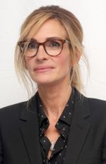 JULIA ROBERTS at Ben is Back Press Conference in Toronto 09/08/2018