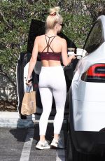 JULIANNE HOUGH in Tights Leaves a Gym in Los Angeles 09/12/2018