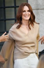 JULIANNE MOORE on the Set of L