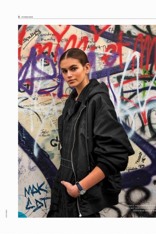 KAIA GERBER in L