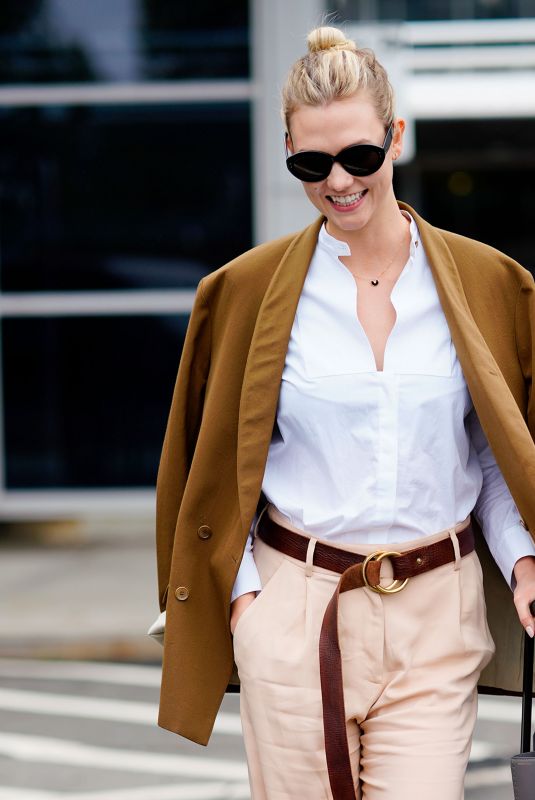 KARLIE KLOSS at JFK Airport in New York 09/28/2018