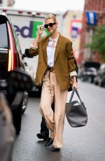 KARLIE KLOSS Out and About in New York 09/28/2018