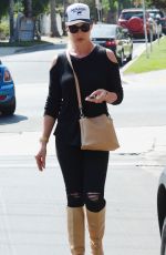 KATHERINE HEIGL Out and About in Los Angeles 09/04/2018
