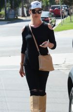 KATHERINE HEIGL Out and About in Los Angeles 09/04/2018