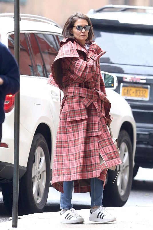KATIE HOLMES Out and About in New York 09/11/2018
