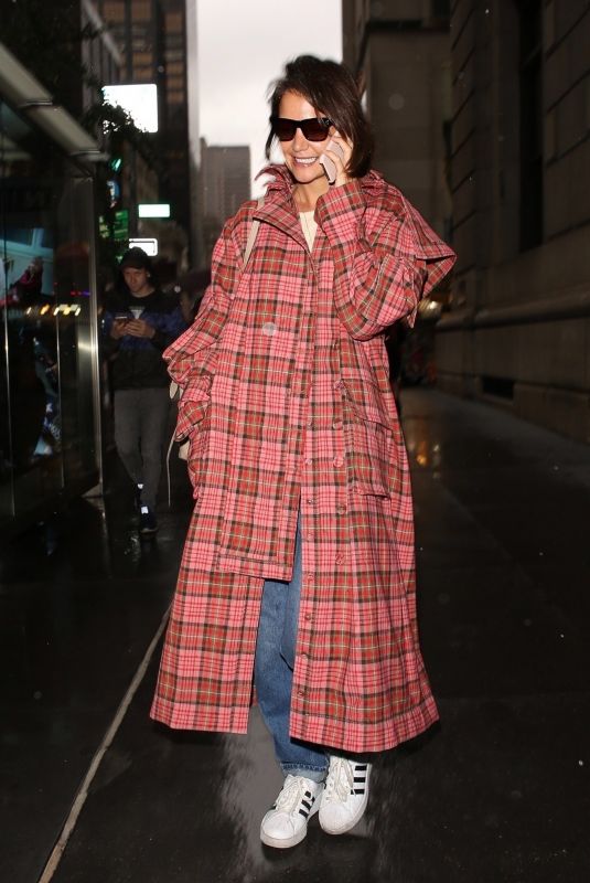 KATIE HOLMES Out in New York 09/09/2018