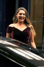 KELLY BROOK Leaves Dorchester Hotel in London 09/10/2018