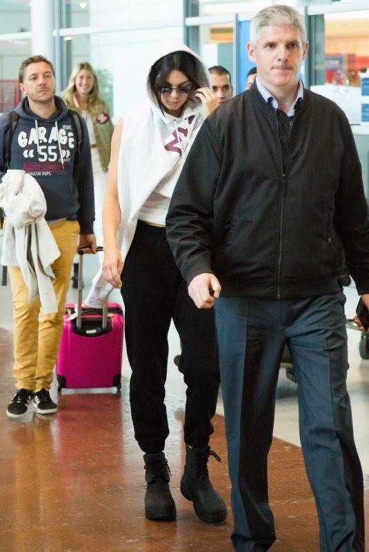 KENDALL JENNER at Charles De Gaulles Airport in Paris 09/10/2018