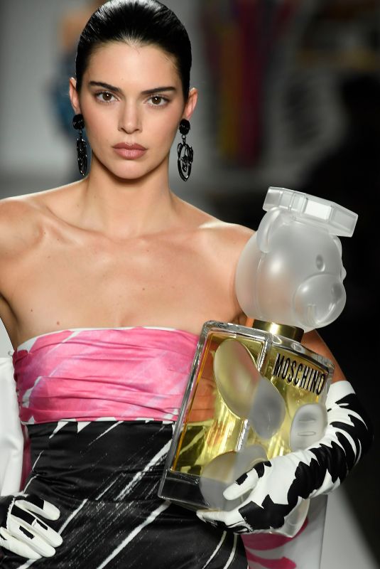 KENDALL JENNER at Moschino Runway Show at Milan Fashion Week 0920/2018