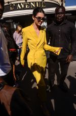 KENDALL JENNER Leaves L