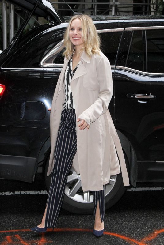 KRISTEN BELL at The View in New York 09/25/2018
