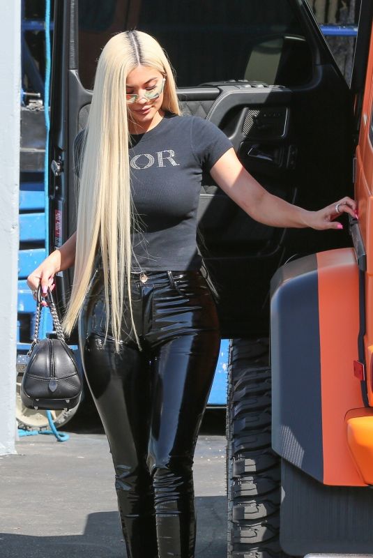 KYLIE JENNER Leaves a Studio in Woodland Hills 09/12/2018