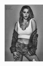 LILI REINHART in L
