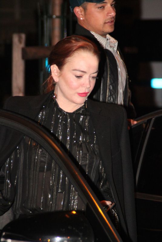 LINDSAY LOHAN Leaves Her Hotel in Paris 09/26/2018