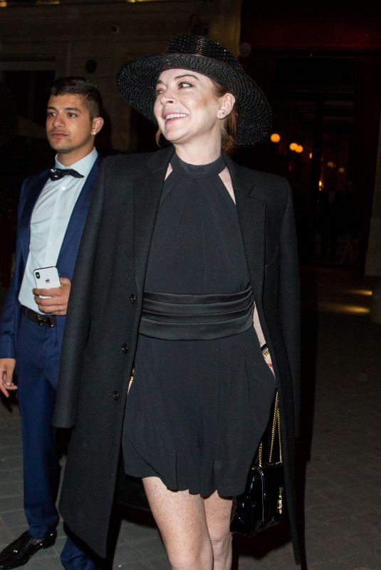 LINDSAY LOHAN Leaves Her Hotel in Paris 09/27/2018