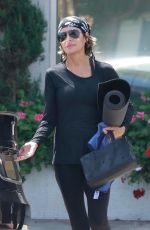 LISA RINNA Arrives at Yoga Class in Studio City 09/03/2018