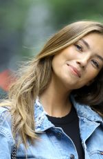 LORENA RAE at Casting Call for Victoria