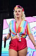 MATY NOYES Performs at Billboard Hot 100 Festival 08/19/2018