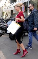 MICHELLE HUNZIKER Out and About in Milan 09/28/2018