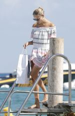 NATASHA POLY Leaves Club 55 in Saint Tropez 09/02/2018