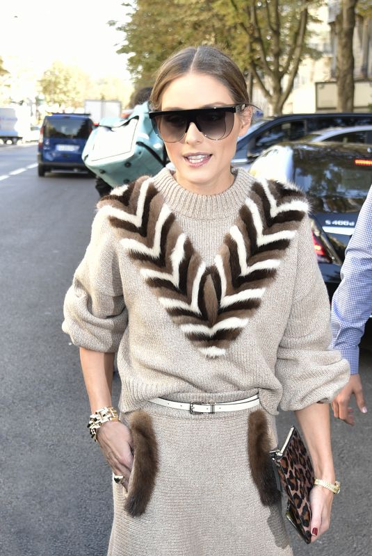 OLIVIA PALERMO Leaves Her Hotel in Paris 09/27/2018