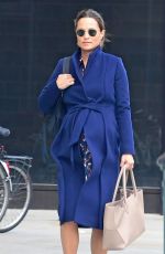 Pregnant PIPPA MIDDLETON Leaves a Gym in London 09/25/2018