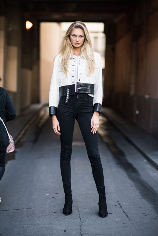 ROMEE STRIJD at Off White Fashion Show in Paris 09/27/2018