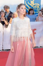 ROSAMUND PIKE at A Private War Premiere at Toronto International Film Festival 09/14/2018