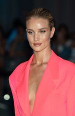 ROSIE HUNTINGTON-WHITELEY Arrives at Versace Show at Milan Fashion Week 09/21/2018