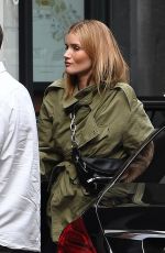 ROSIE HUNTINGTON-WHITELEY Out and About in London 09/03/2018