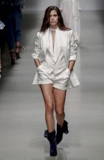 SARA SAMPAIO at Philosophy Di Lorenzo Serafini Runway Show in Milan 09/22/2018