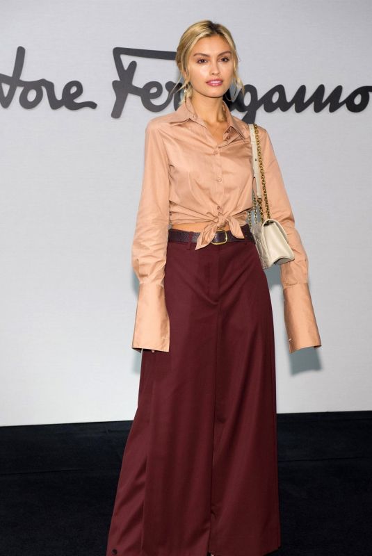 SARAH ELLEN at Salvataro Ferragamo Fashion Show in MIlan 09/22/2018
