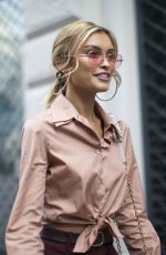 SARAH ELLEN Out and About in Milan 09/23/2018
