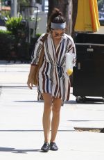 SARAH HYLAND Leaves a Yoga Class in Studio City 09/06/2018