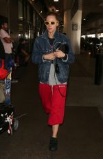 SUKI WATERHOUSE at Los Angeles International Airport 09/12/2018