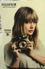 TAYLOR SWIFT for Fujifilm Instax Square SQ6 Taylor Swift Edition Camera, 2018