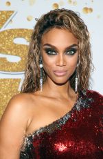 TYRA BANKS at America