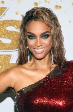 TYRA BANKS at America