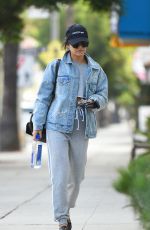 VANESSA HUDGENS Heading to Pilates Class in Los Angeles 09/28/2018