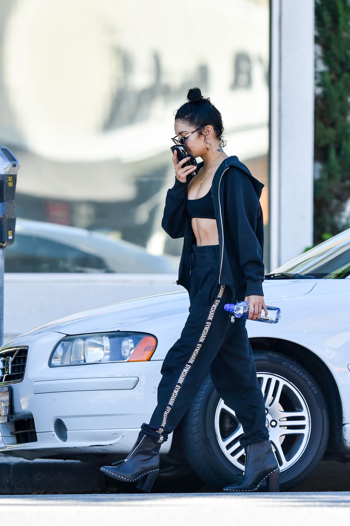 VANESSA HUDGENS Leaves a Gym in Los Angeles 09/08/2018 – HawtCelebs