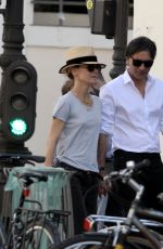 VANESSA PARADIS and Samuel Benchetrit Out for Lunch in Paris 09/11/2018