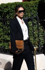 VICTORIA BECKHAM Leaves La Reserve Hotel in Paris 09/26/2018